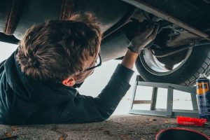 Dealership vs Independent Mechanics for Auto Repairs: Choose the Best!